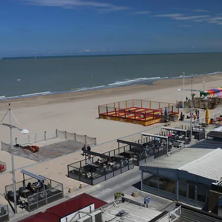 Escapade Face A La Apartamento *